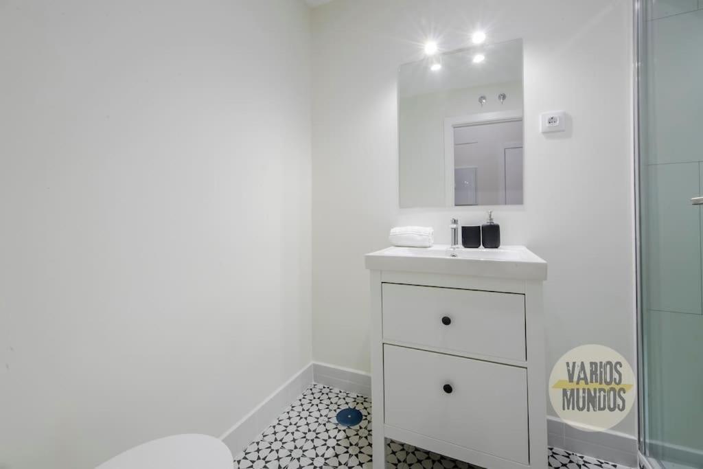Cozy Y Centrico Apt Para 6Pax En Plaza Del Carmen E2 Madri Exterior foto